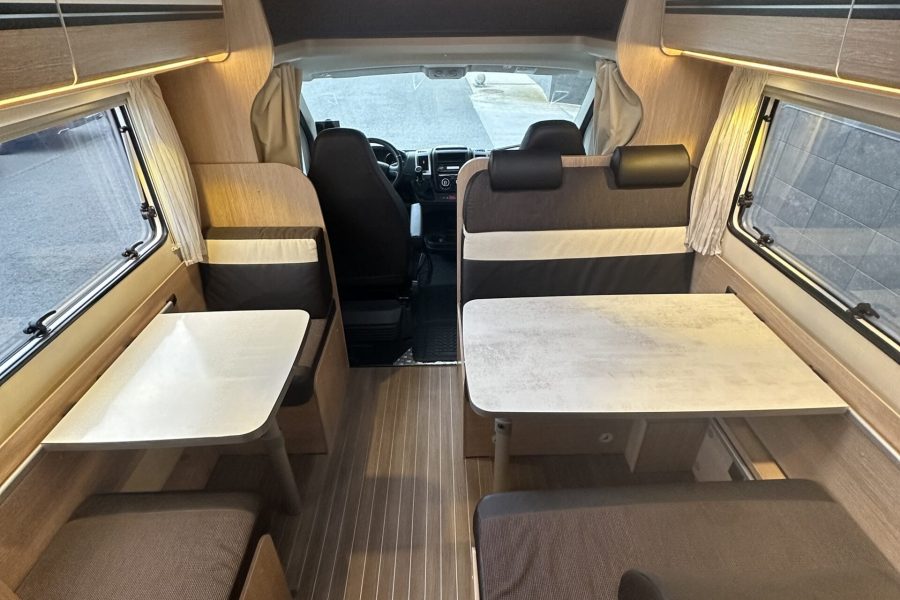 Fiat Ducato Motorhome – 6 Person with Bunk bed