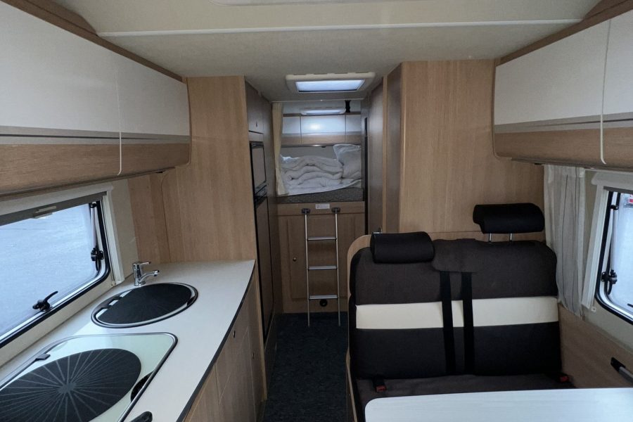 Fiat Ducato Motorhome – 6 Person