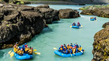 RV Adventures: Paddle Your Way to Thrills – Rafting and Kayaking Escapades